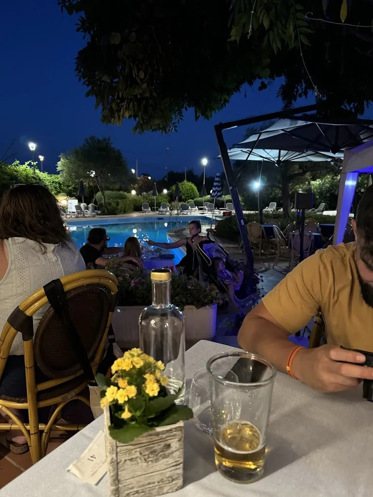 Marina Shamon_La Torre, Hotel Ristorante Bar_Bari Sardo_recensione