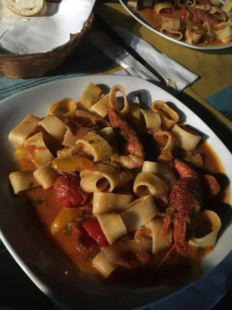 Sara Moreno_Su Zileri_Bari Sardo_review