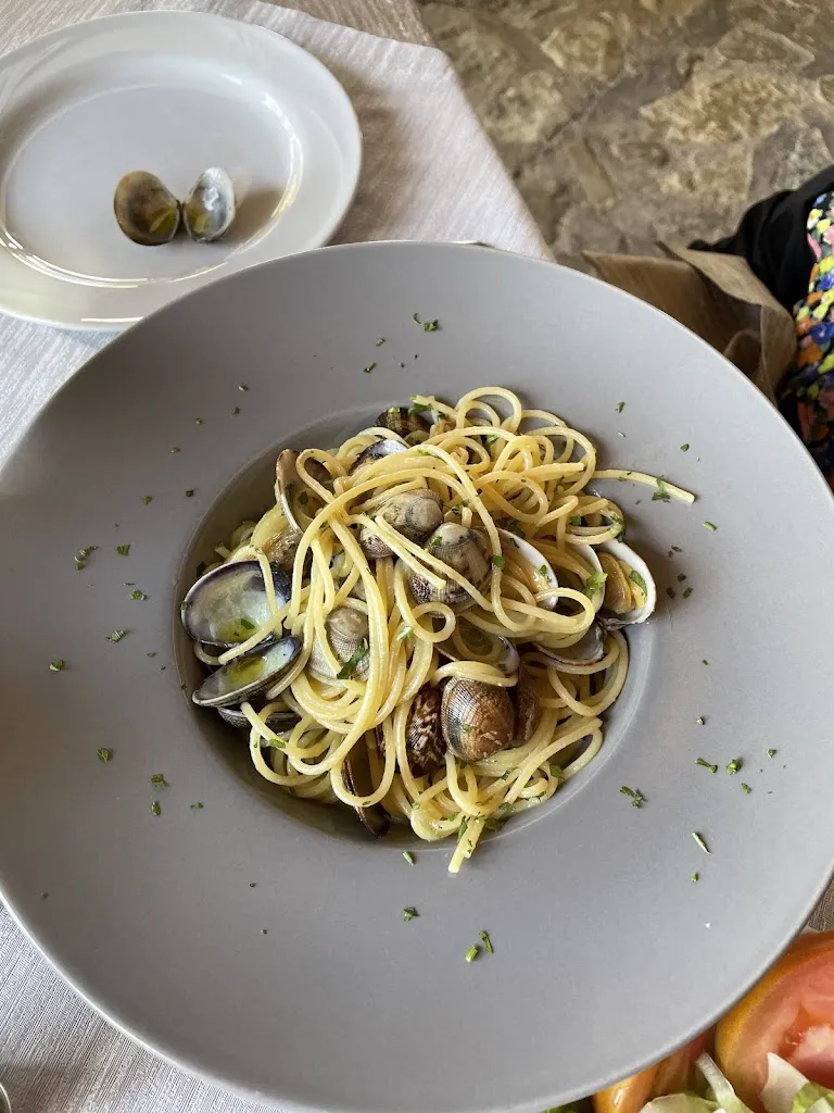 Guy_Trattoria Pedra Longa_Baunei_review