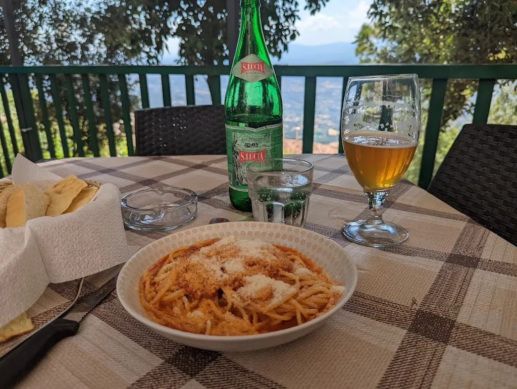 Suzanne Frey_Bar Trattoria Belvedere_Baunei_recensione