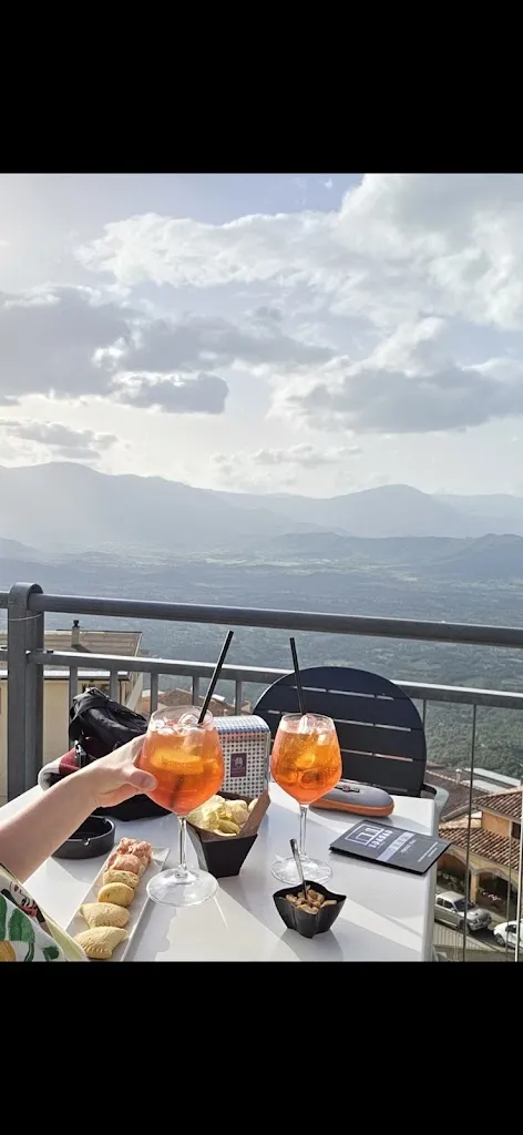 OVHK_GARAGE Bistrot_Baunei_review