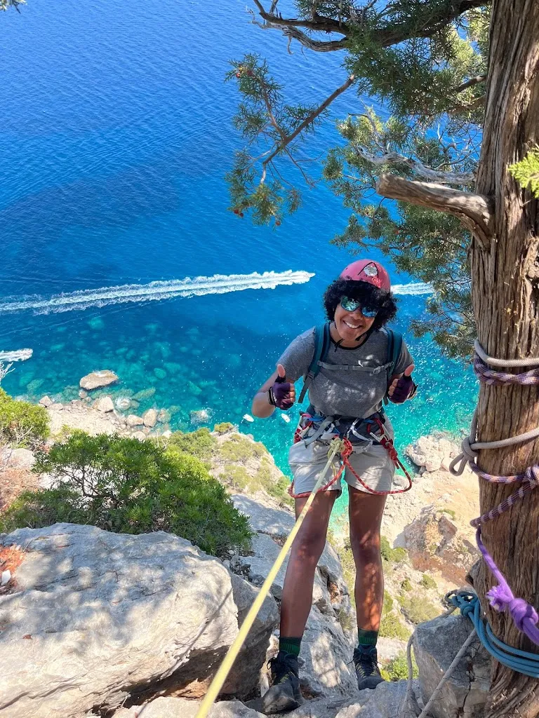 Klara Atere_Rifugio Cooperativa Goloritzè_Baunei_review