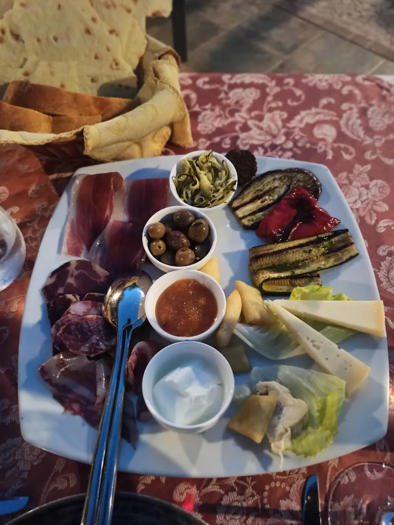 Penny Pouliou_Ristorante Golgo_Baunei_review