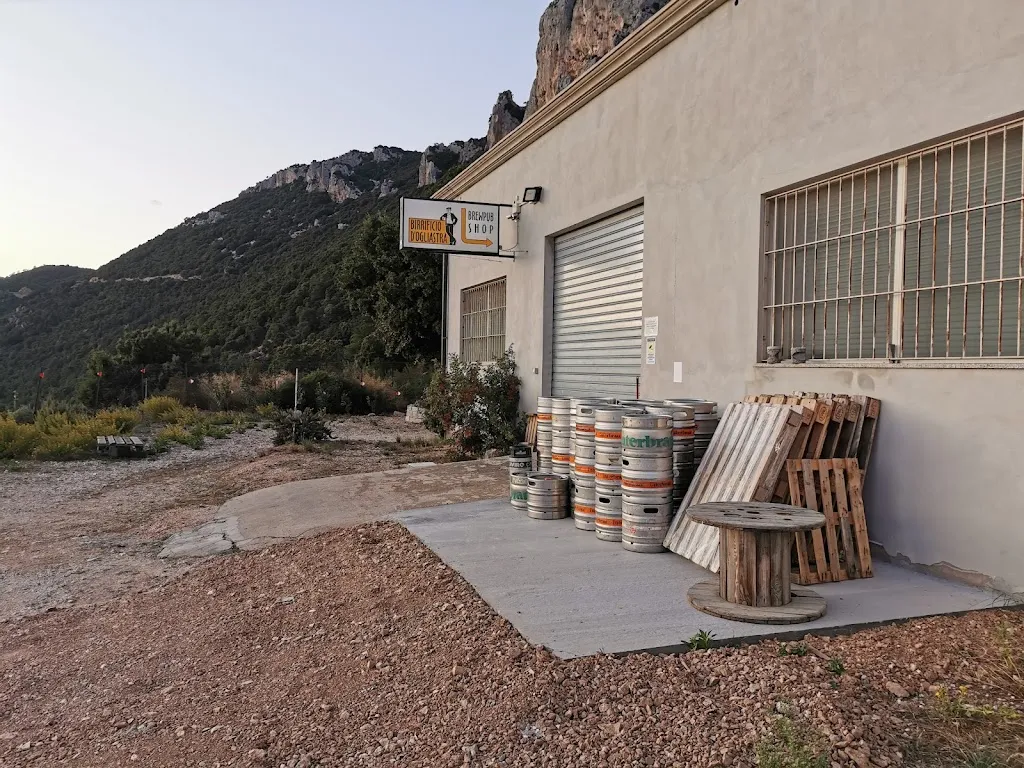 Robert “Rufio” Sawosz_Birrificio d'Ogliastra_Baunei_recensione