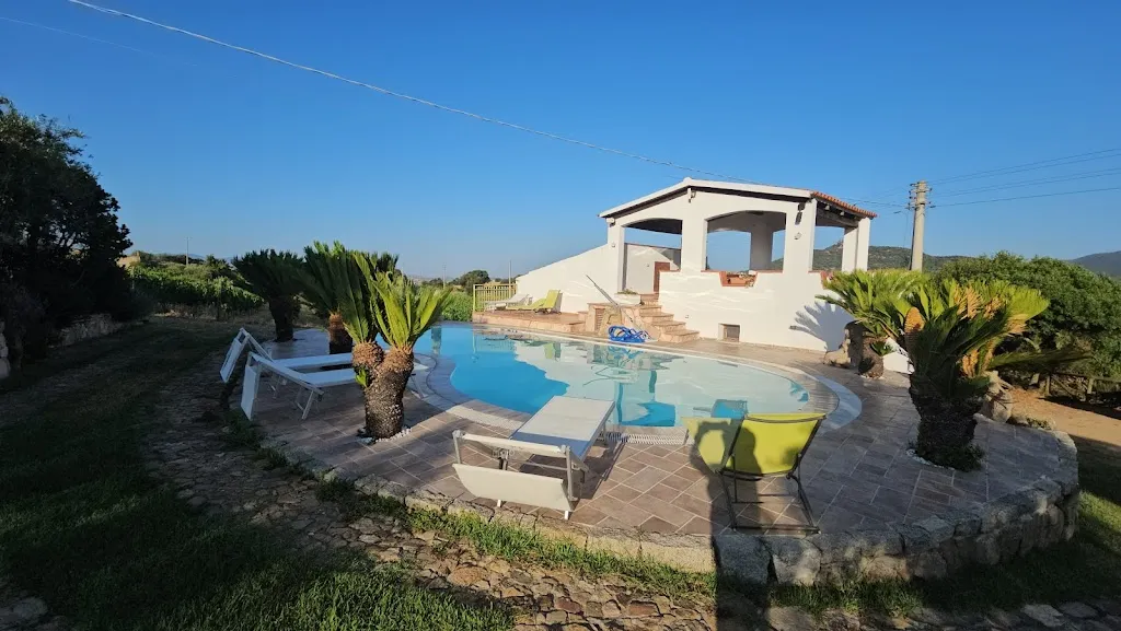 Petra Balderman_Agriturismo B&B Domo de Resteblas_Berchidda_review