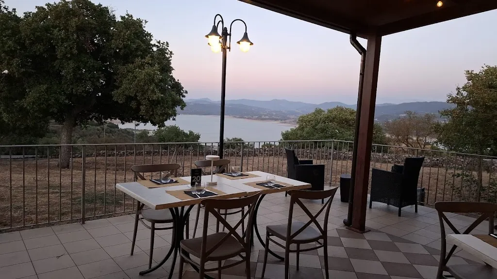 Loddo Bistrò restaurant in Bidonì