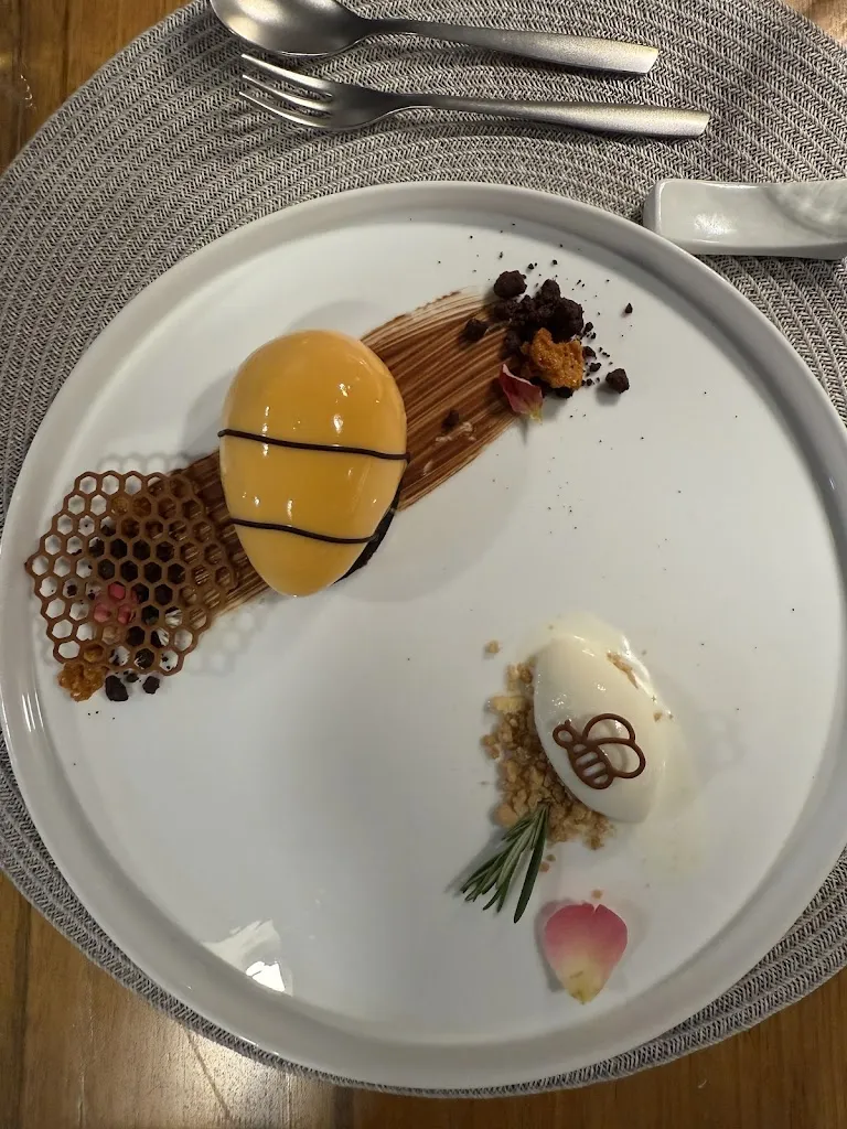 Michael_Ros’e Mari_Bidonì_review