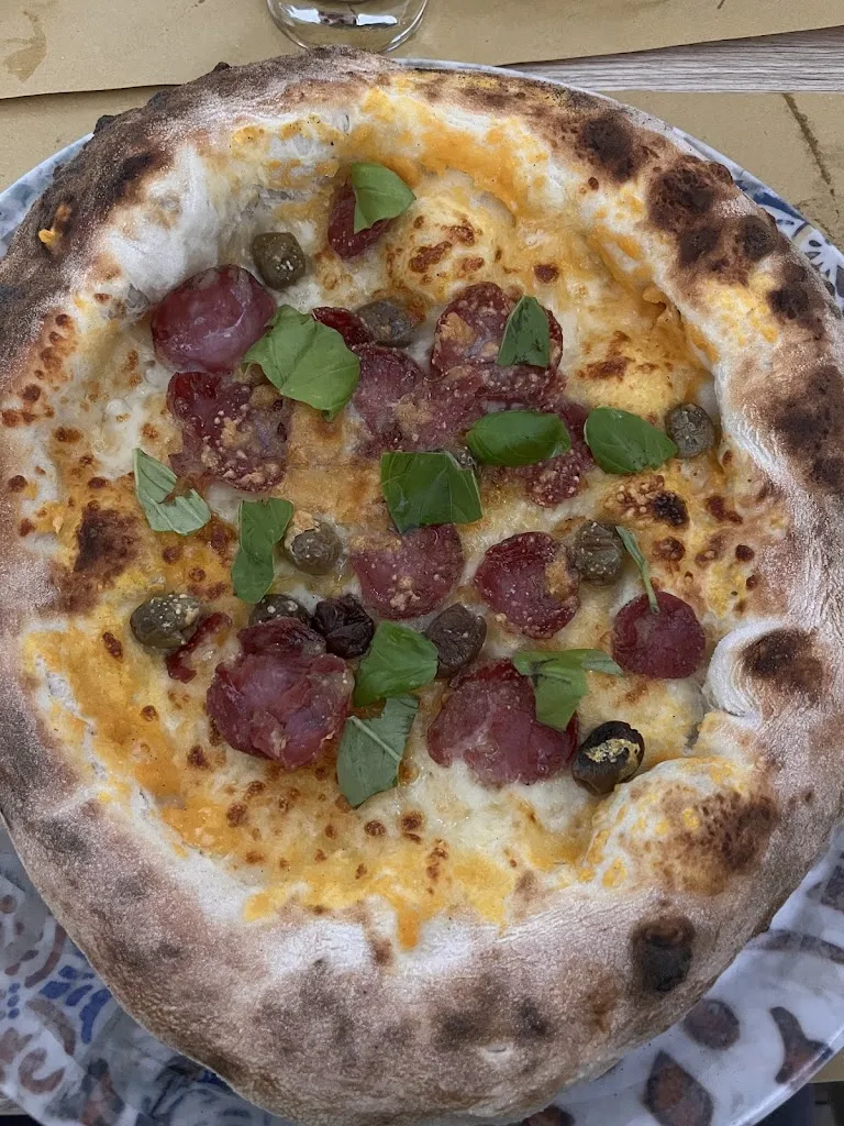 Pizzeria La chiacchiera_Birori_slider_image_1