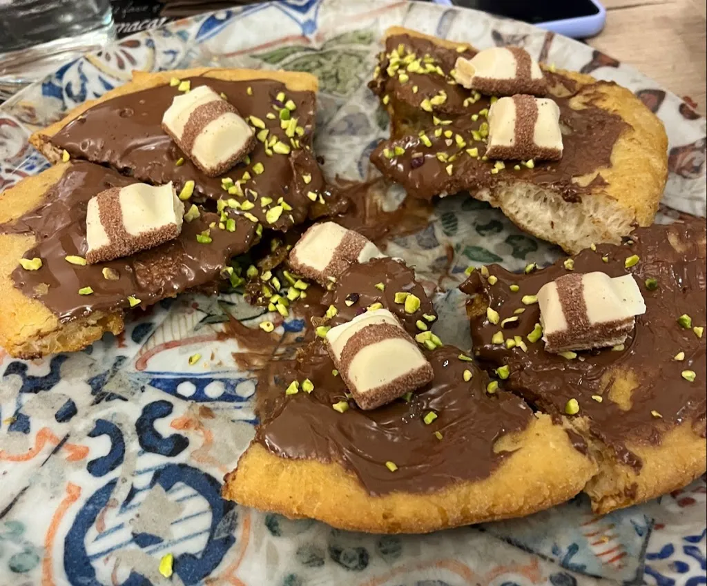 Pizzeria La chiacchiera_Birori_slider_image_3