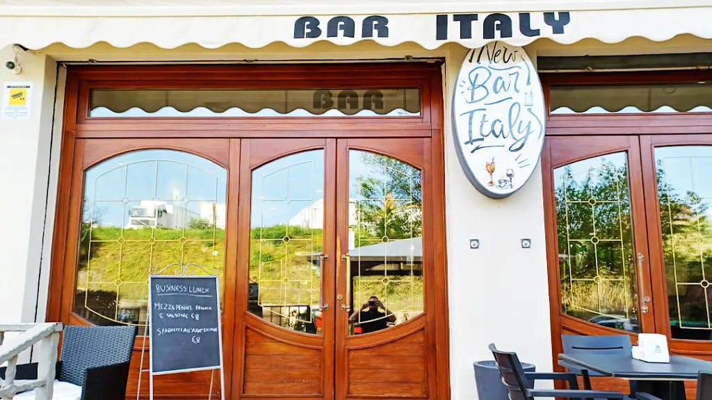 New Bar Italy restaurant in Bacu Abis