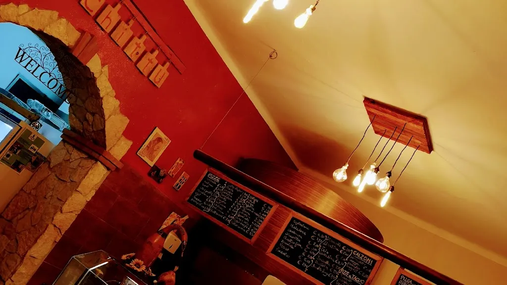 Pizzeria s'archittu - Cortoghiana restaurant in Bacu Abis