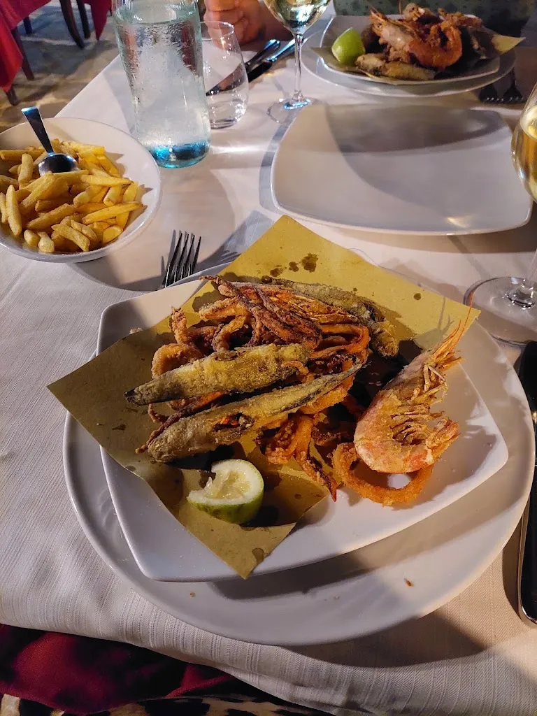 Doreen Grantolli_Hotel Villaggio Ristorante Pizzeria Museo TANIT_Bacu Abis_recensione