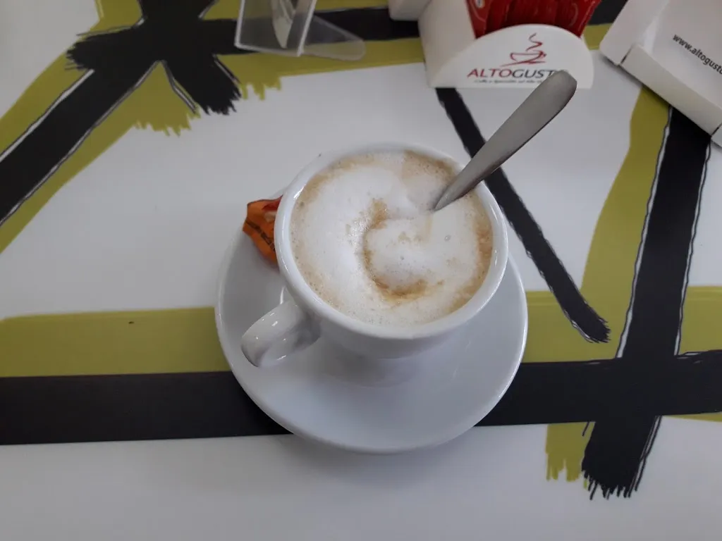 Sabrina Benizzi_Cube Bar Carbonia_Bacu Abis_review