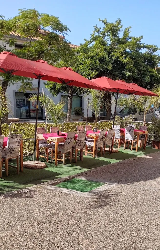 TAVERNA0781_Bacu Abis_slider_image_1