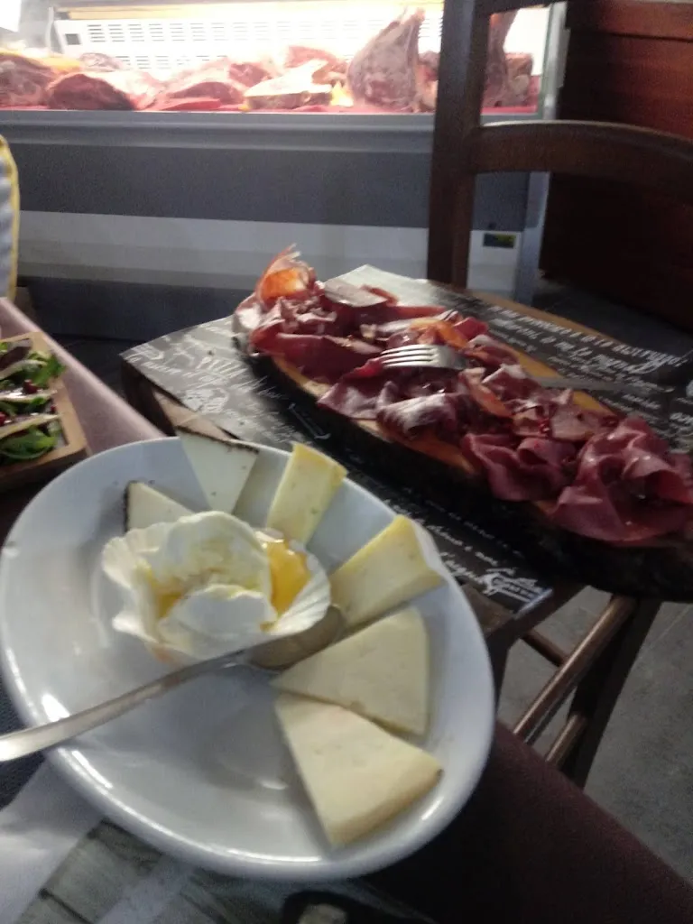 Menu_Pizzeria Rusty Scottadito_Bacu Abis_image_9