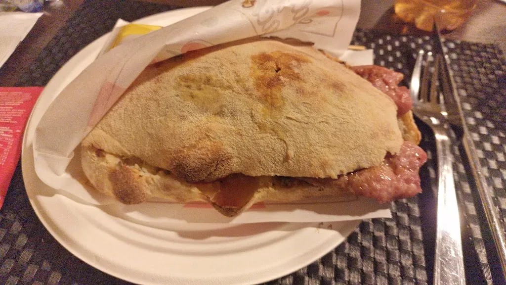 nicola poeta_Jolly Roger pizzeria paninoteca_Bacu Abis_review