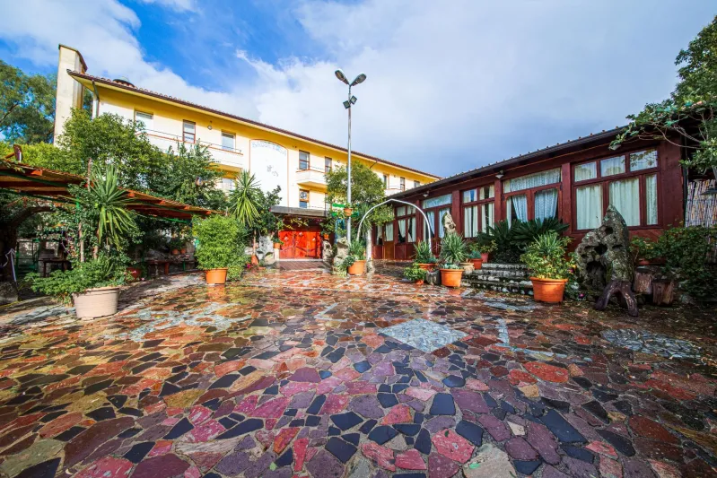 Hotel Ristorante BaddeRosa_Bolotana_slider_image_1