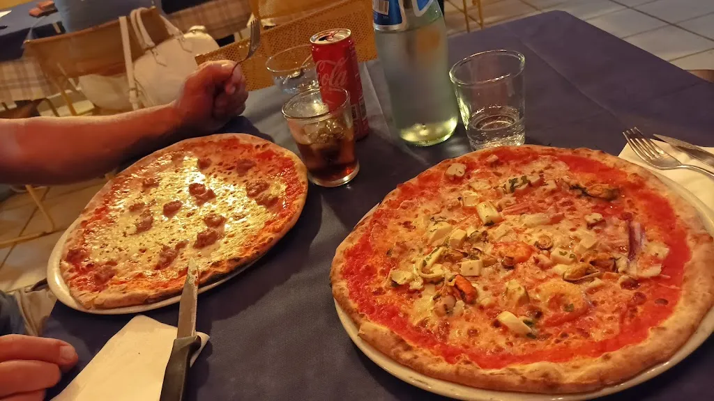 Mara Costa_Bar pizzeria A.M.G._Bonarcado_review