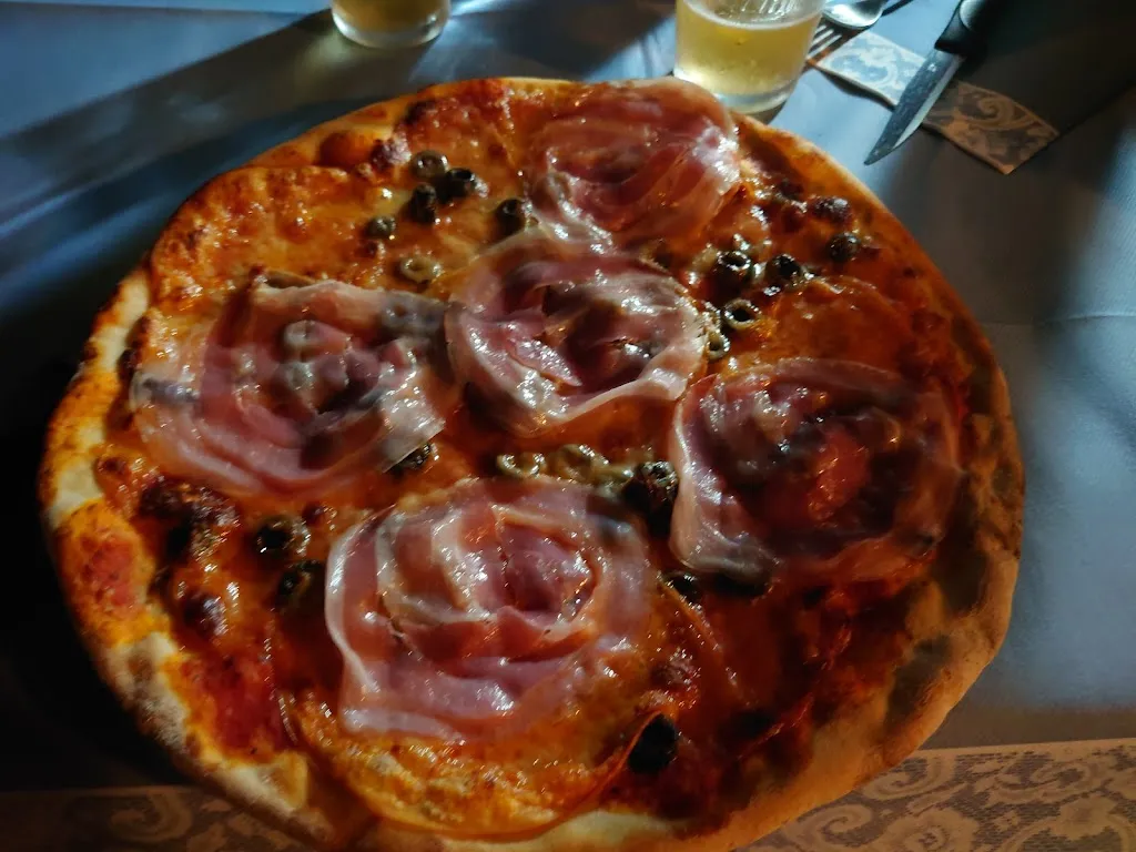 Bar pizzeria A.M.G._Bonarcado_slider_image_2