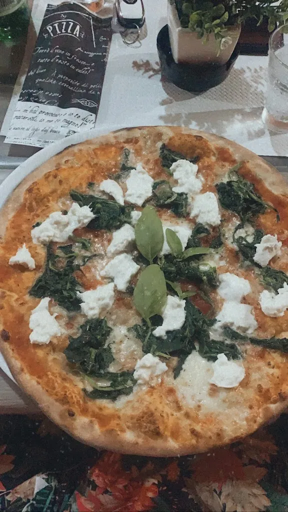 Carina Kaiser_Pizzeria 