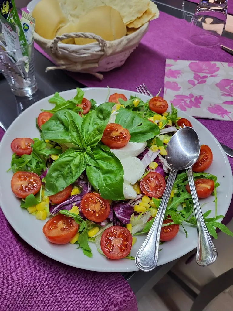 Nadine Steiner_Ristorante Pizzeria Fantasy da Nanna_Buddusò_review