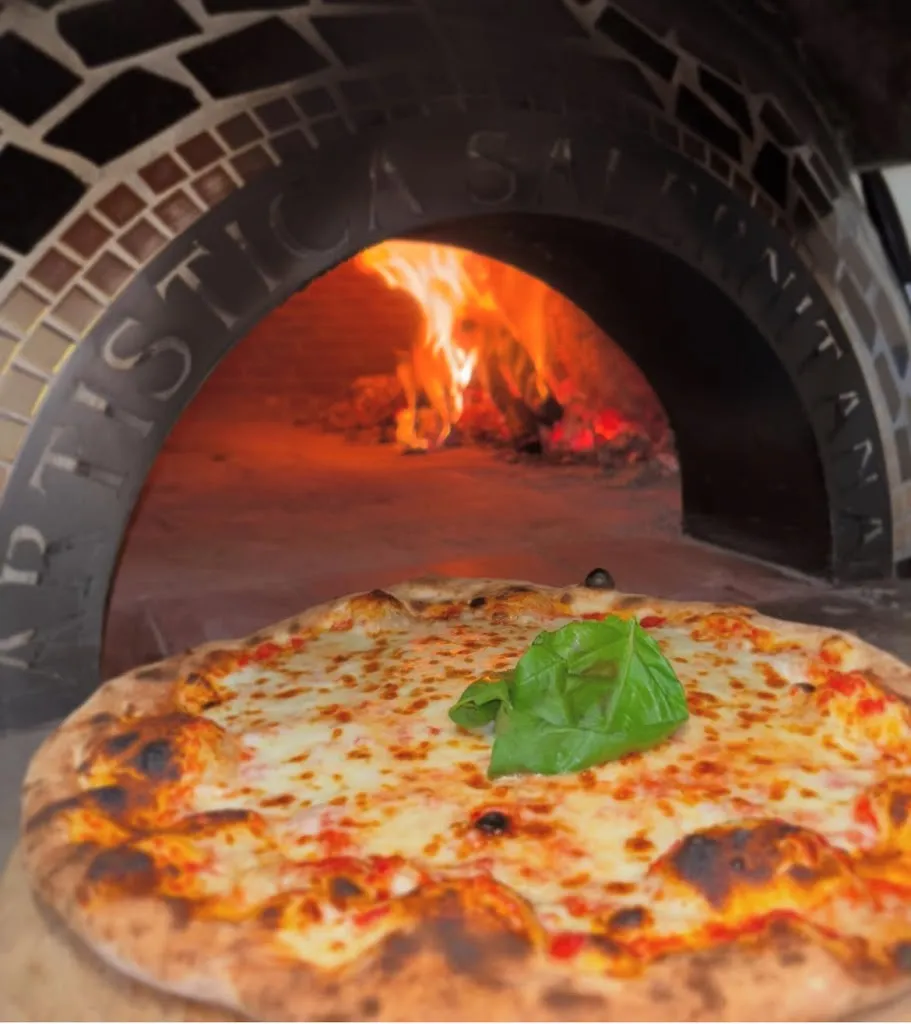 Il portico restaurant in Buddusò