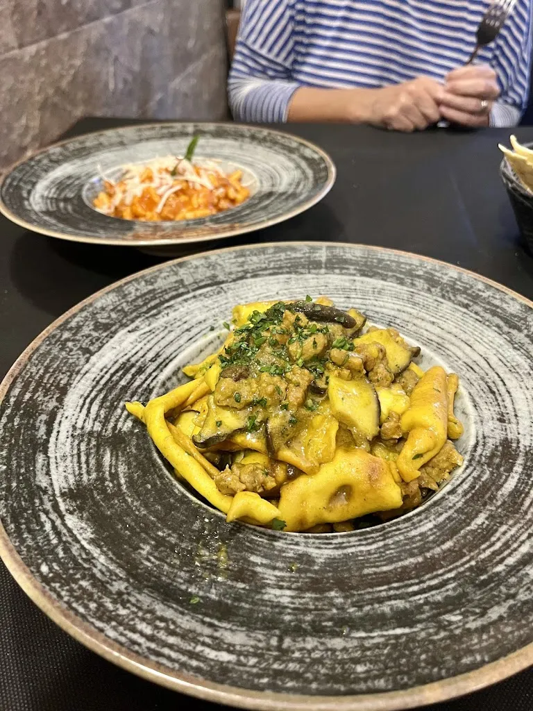 Tregiffian Collins_Il Mejlogu_Bessude_review