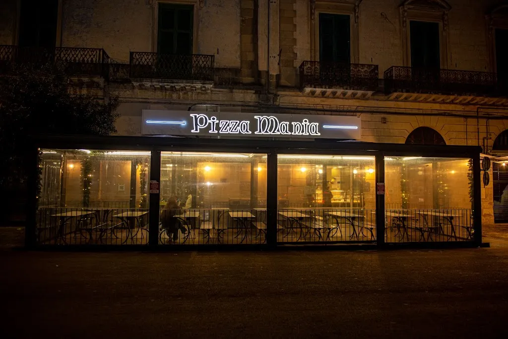 Pizzamania | Rosticceria & Catering restaurant in Galatina