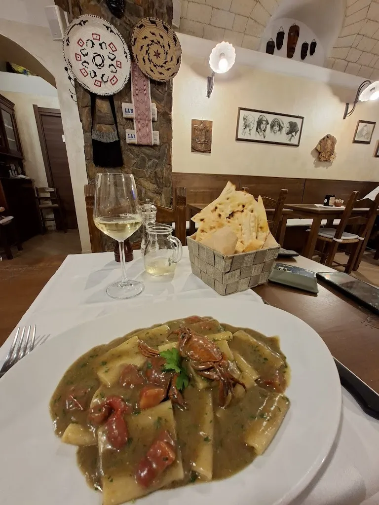 Emilien Deplanque_Ristorante bar orchidea_Bessude_review