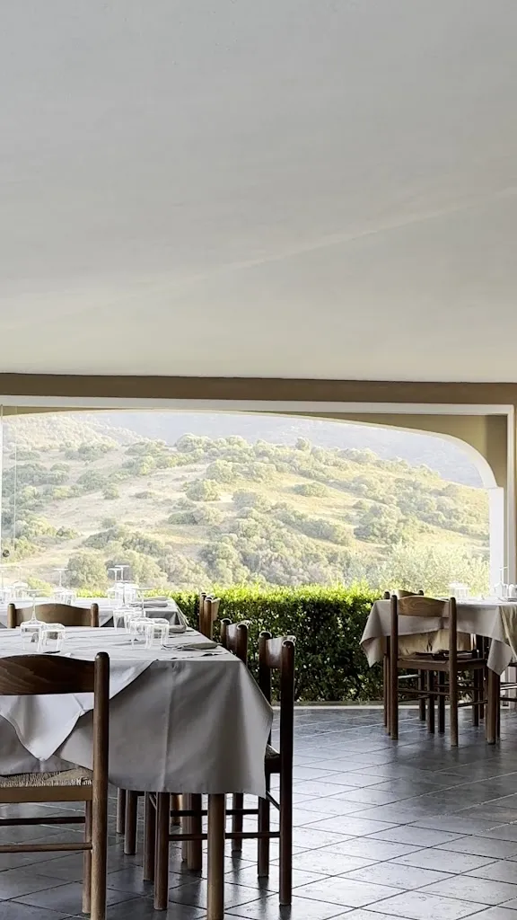 Ristorante Su Debieddu_Bessude_slider_image_2