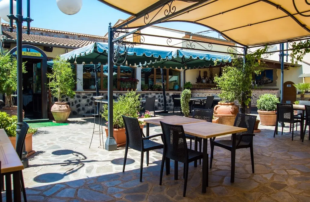 Ristorante Saccargia_Bessude_slider_image_1