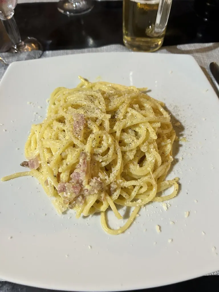 Kiki Kikiki_Echoes Ristopub_Bessude_review