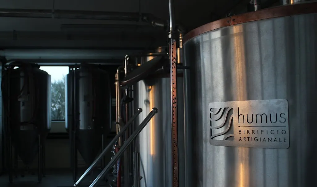 Birrificio Artigianale Humus_Ancarano_slider_image_3