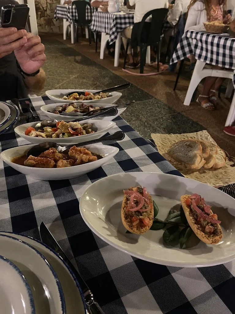 Filippo Aroffo_Locanda Dei Mori_Bessude_review