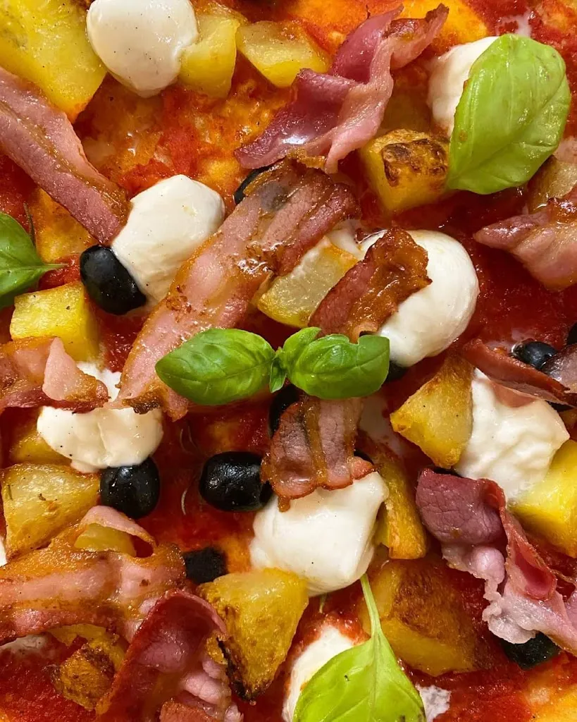 Locanda Uri Ristorante Pizzeria_Bessude_slider_image_1