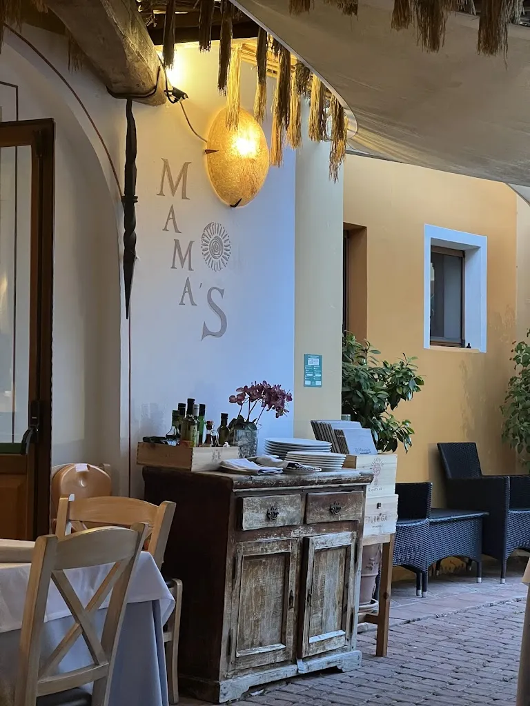 Oleksandr Marchenko_Mama'S Restaurant_Budoni_review