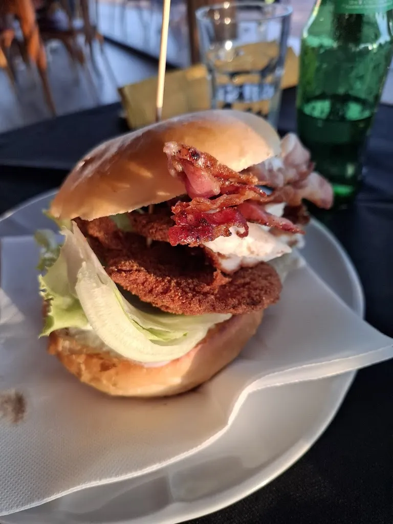 La Lira Budoni - Trattoria, Paninoteca, Pub, Birreria_Budoni_slider_image_3