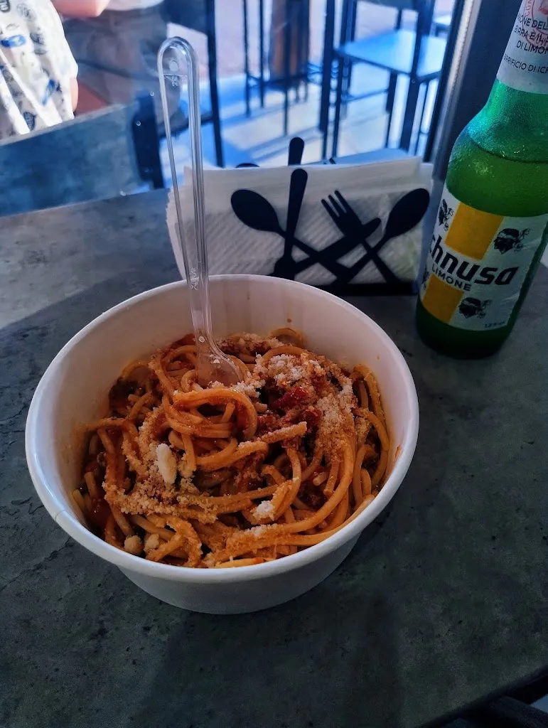 J.R A_C'è pasta per te_Budoni_review
