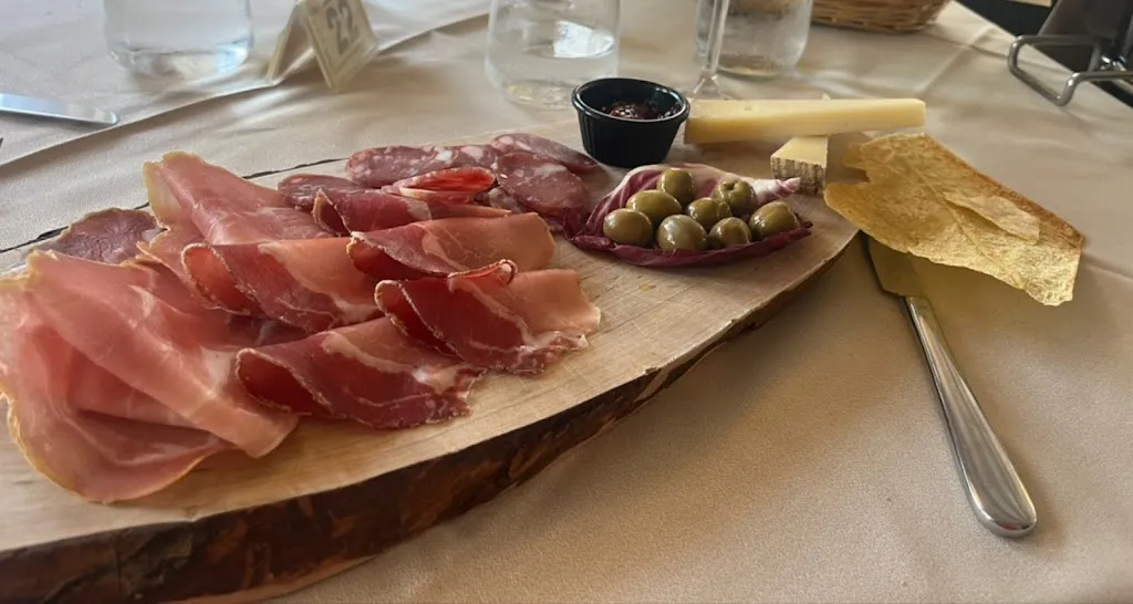 Ristorante Pizzeria Symposium_Budoni_slider_image_2