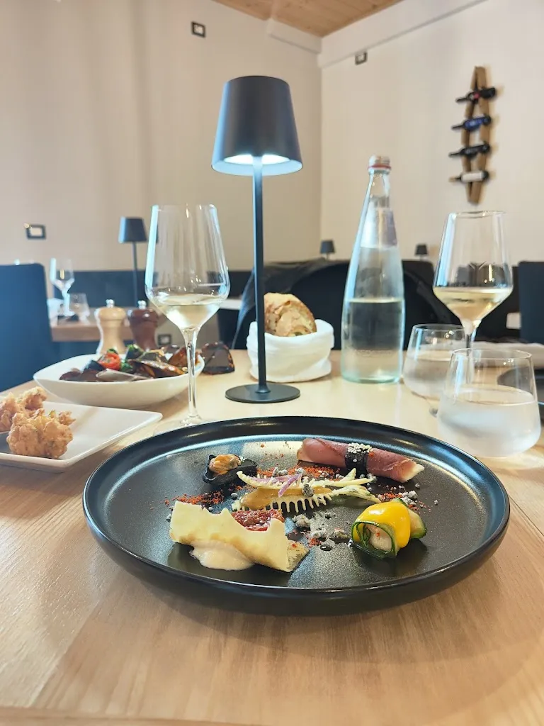 Kris Eight_Burcei_slider_image_2