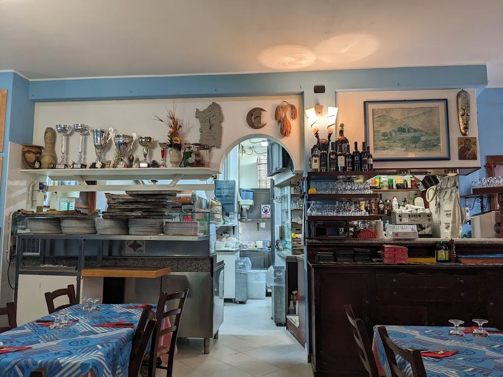 Chris Flory_Mele Vincenzo pizzeria spaghetteria sas nughes_Busachi_review