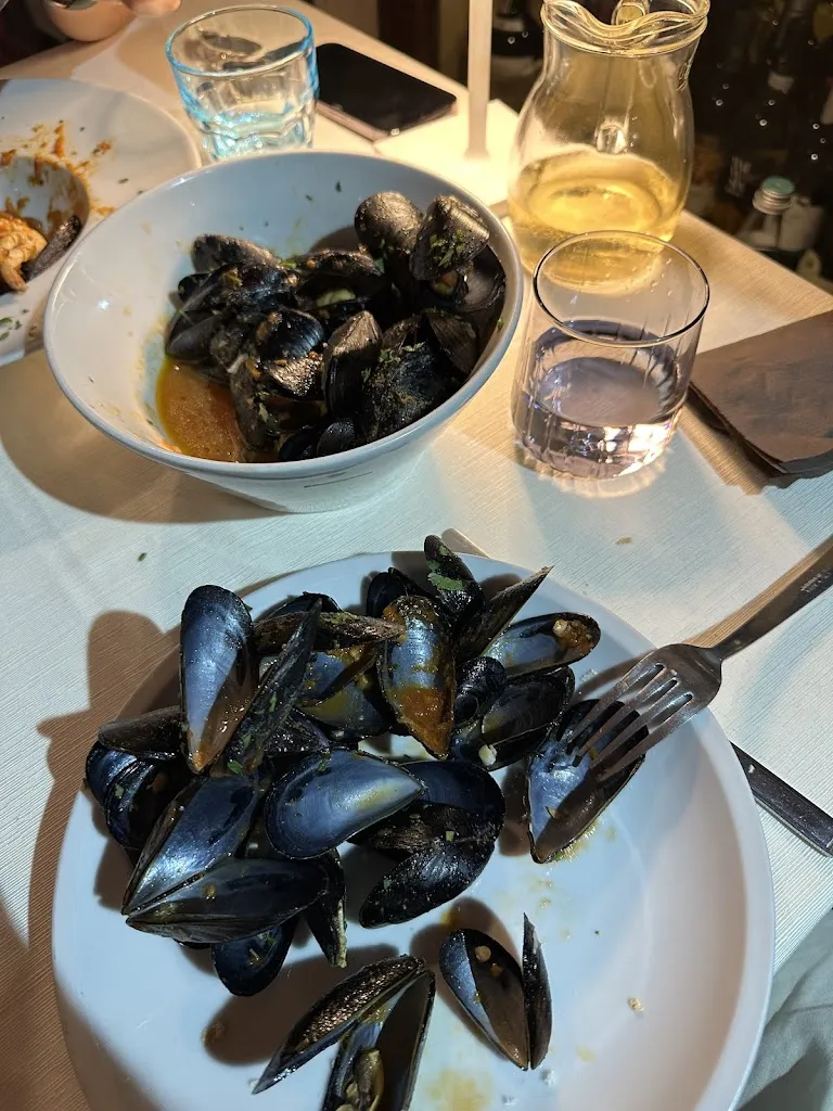 kaan dalgayaran_Trattoria Sa Nassa_Bosa_review