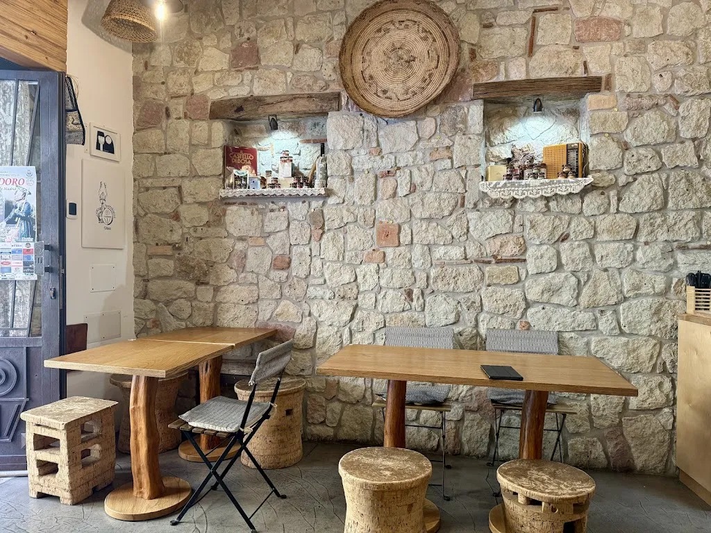 Tamás Flucsa Major_Bacco Bistrot_Bosa_review