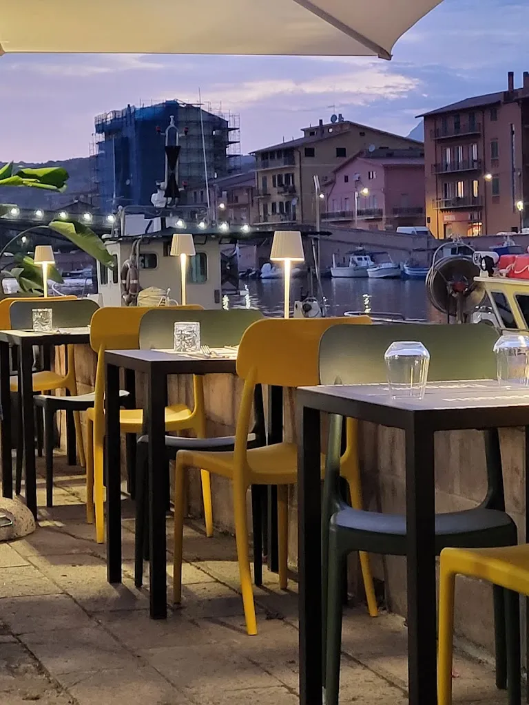 Piadasau_Bosa_slider_image_2