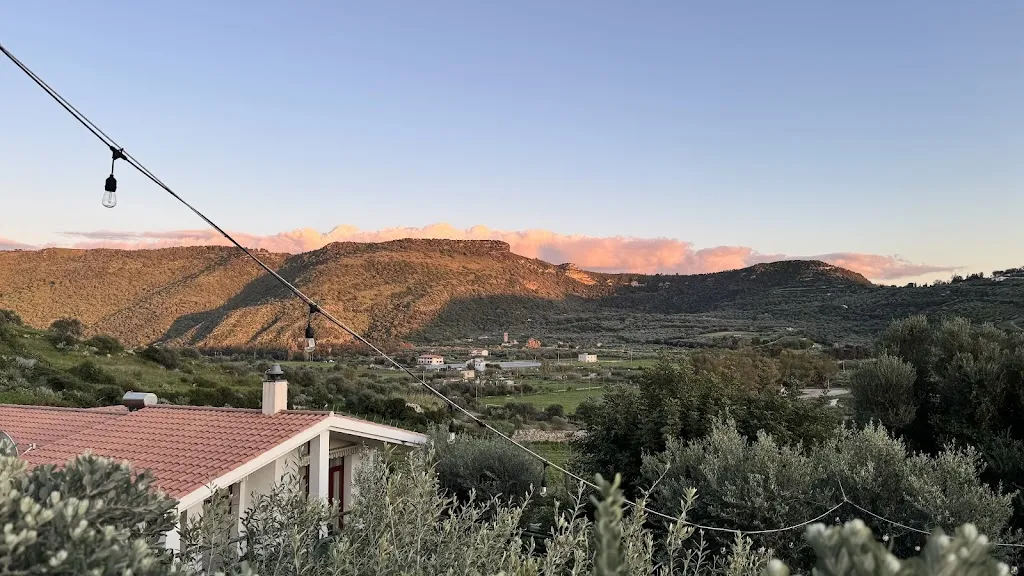 Zu Charlotte_Hotel Ristorante Pizzeria | Giardini Malaspina_Bosa_review