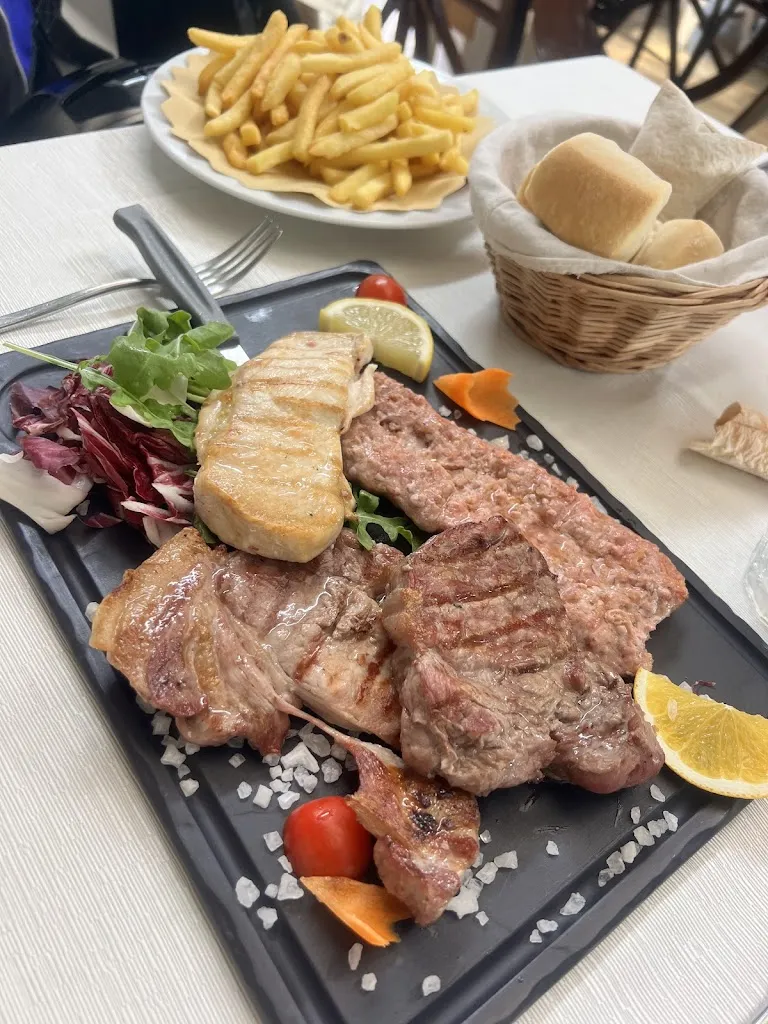 Al Galeone_Bosa_slider_image_3