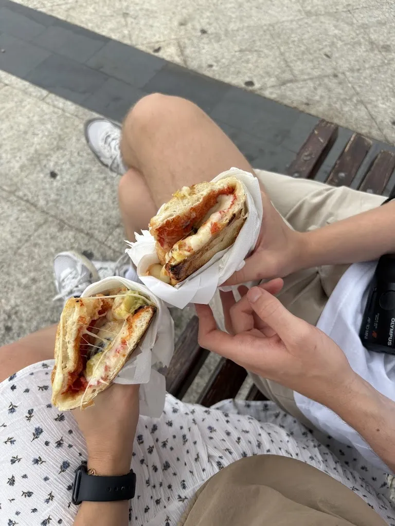 Sebastian Kosak_Pizzeria al Taglio di Cossu Giovanni_Bosa_review