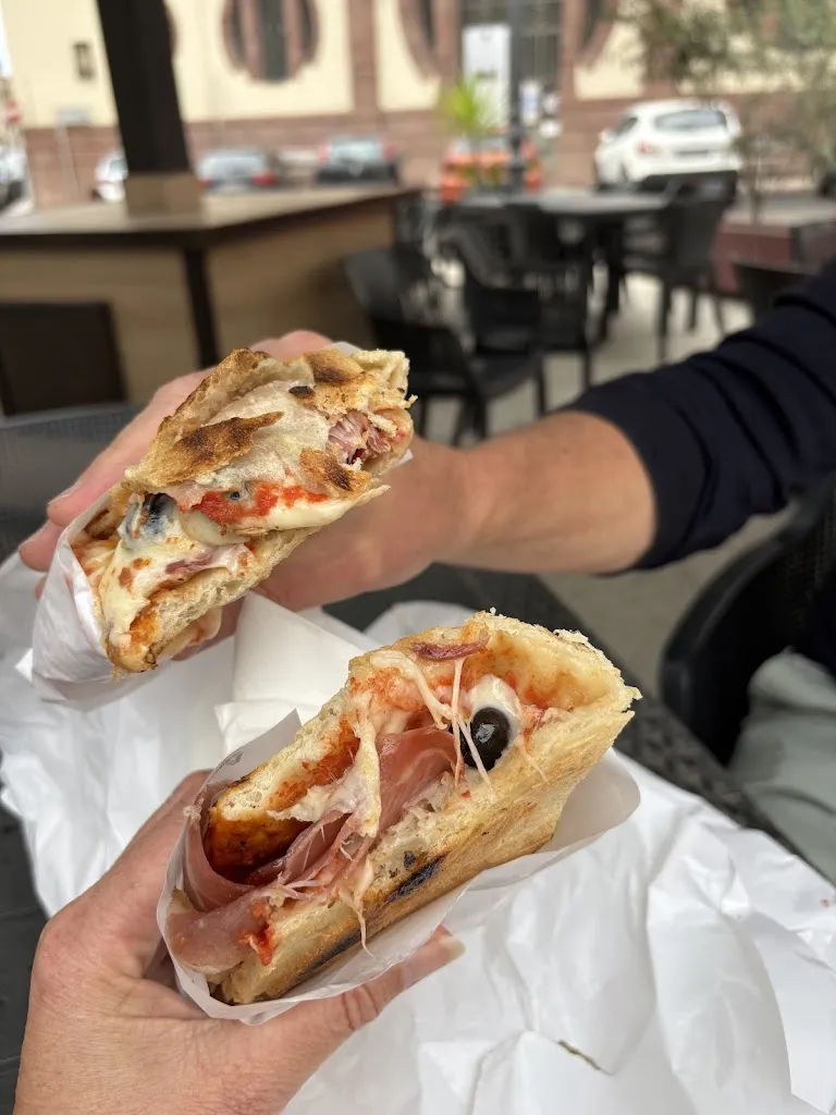 Pizzeria al Taglio di Cossu Giovanni_Bosa_slider_image_3