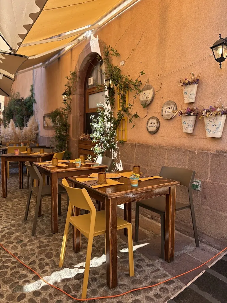 Ristorante Tipico Bosa_Bosa_slider_image_1