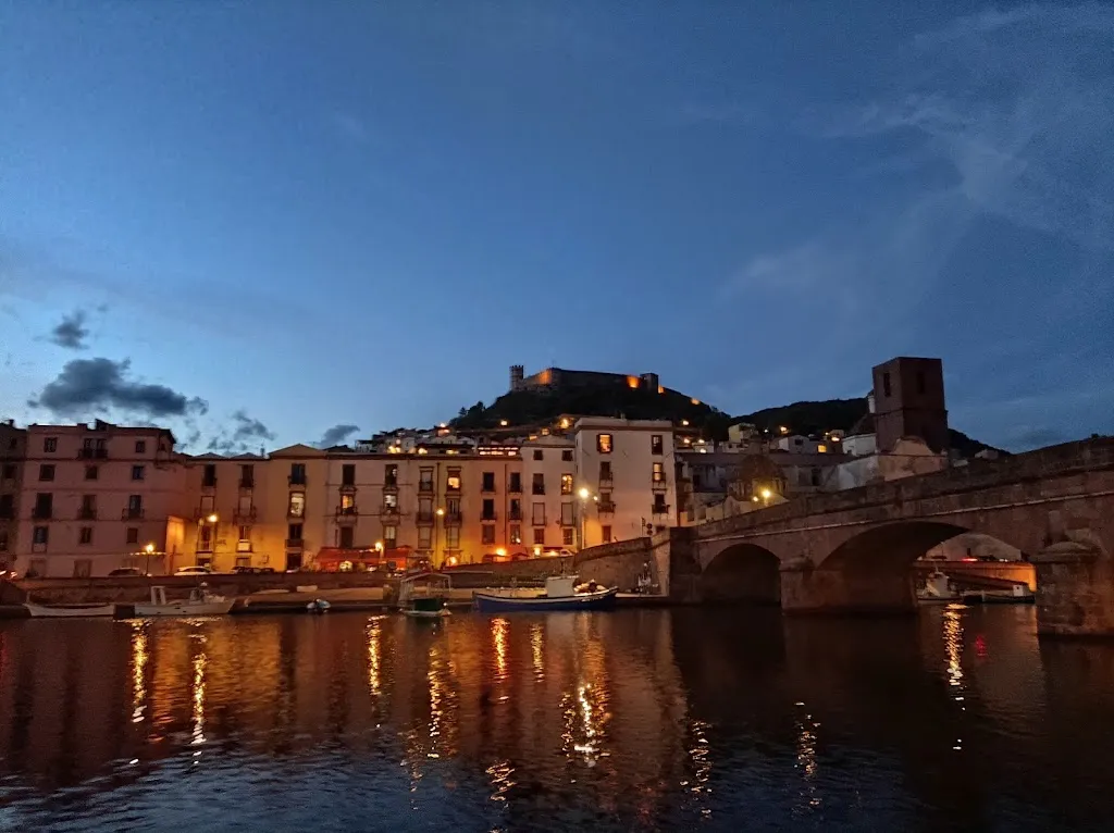 Le Vecchie Conce_Bosa_slider_image_2